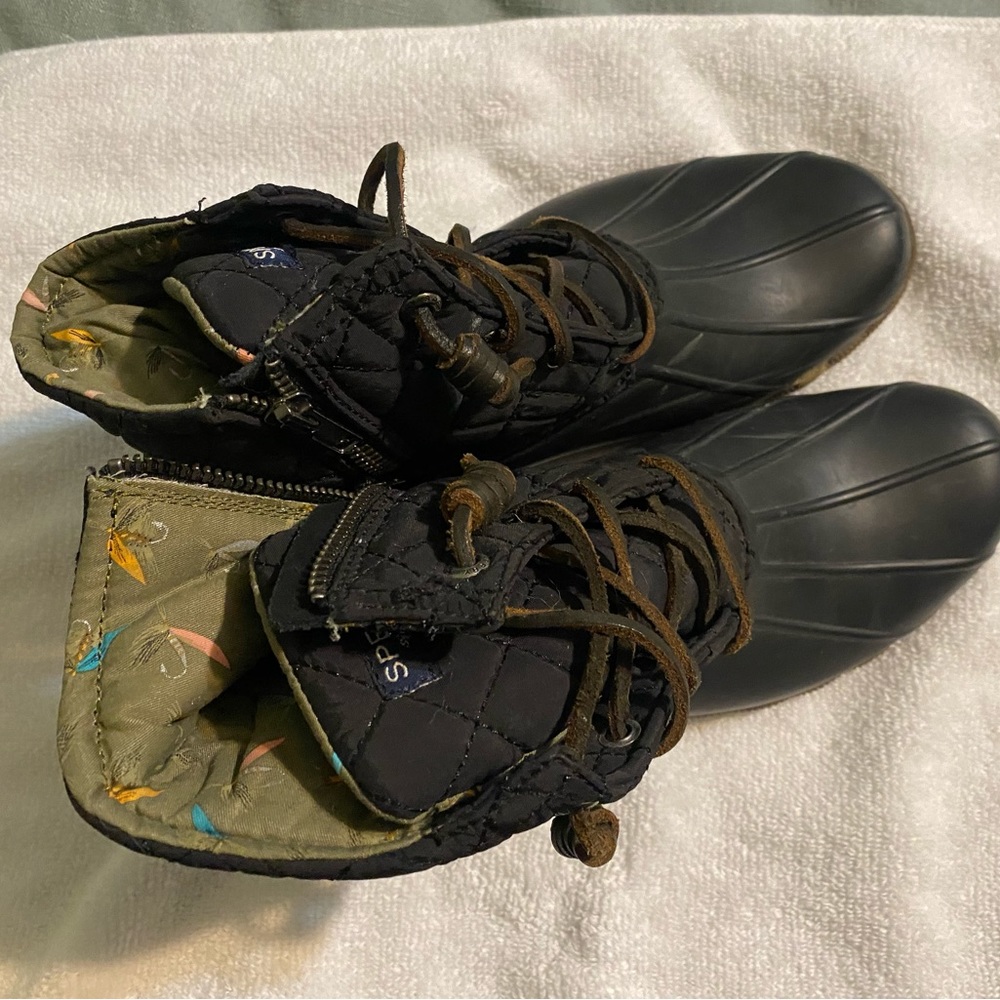 Women’s Sperry Duck Boots - Like New!